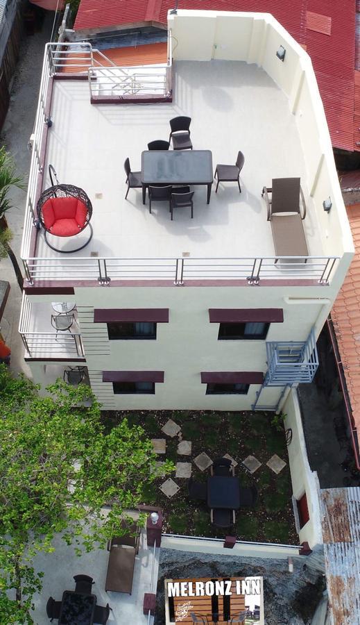 Melronz Inn Oslob Exterior photo